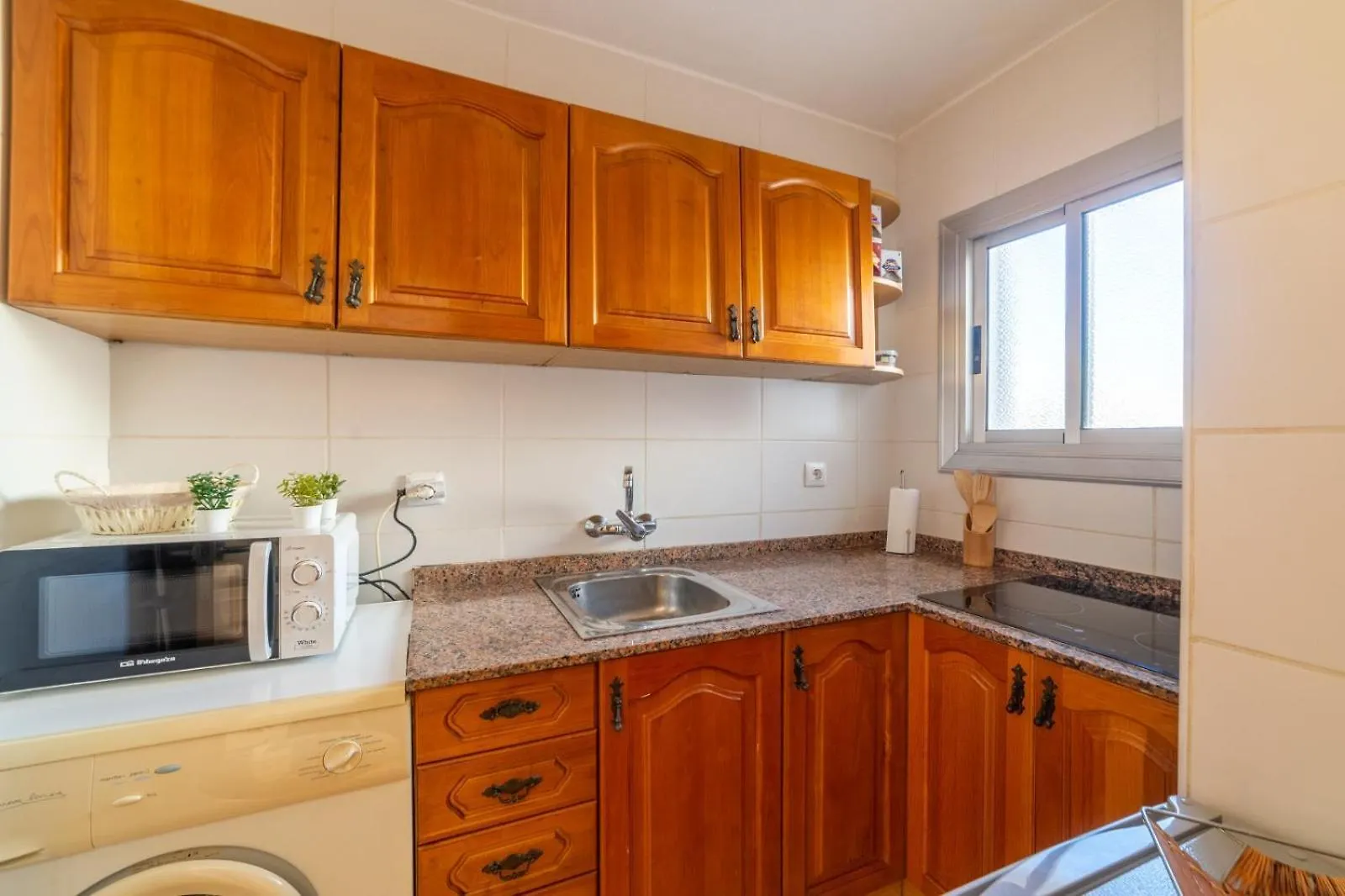 Neptuno Apartment Hospitalet De L'Infant 0*,  Spain